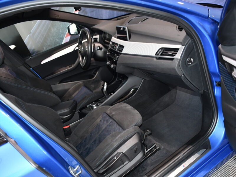 BMW X1 X-Drive 20D 190 M-Sport BVA GPS TO Hayon Caméra Régulateur Affichage Tête Haute Alcantara JA 19