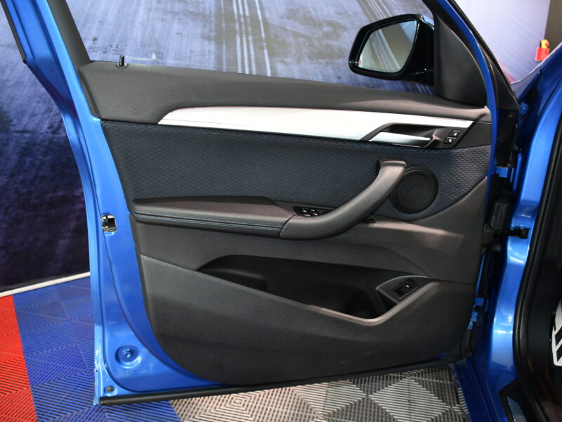 BMW X1 X-Drive 20D 190 M-Sport BVA GPS TO Hayon Caméra Régulateur Affichage Tête Haute Alcantara JA 19
