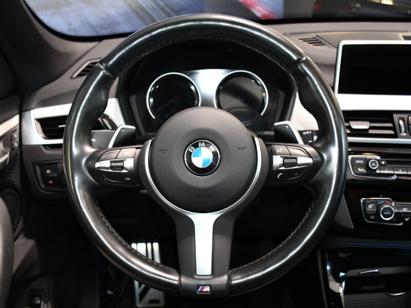 BMW X1 X-Drive 20D 190 M-Sport BVA GPS TO Hayon Caméra Régulateur Affichage Tête Haute Alcantara JA 19