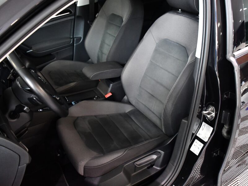 Volkswagen Golf 7 Carat 2.0 TDI 150 DSG GPS Car Play Caméra ACC Front JA 17