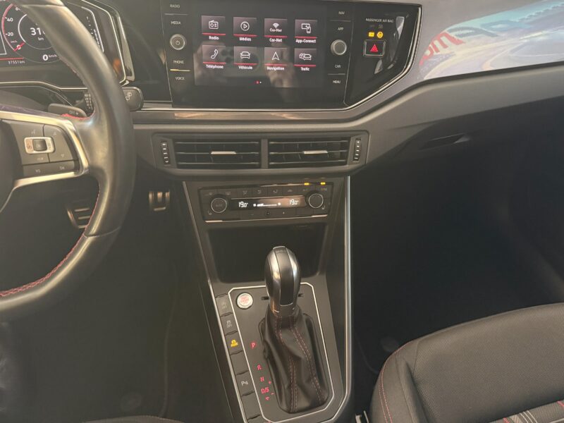 Volkswagen Polo GTI 2.0 TSI 200 DSG GPS Car Play Virtual Front Beats Mode JA 18