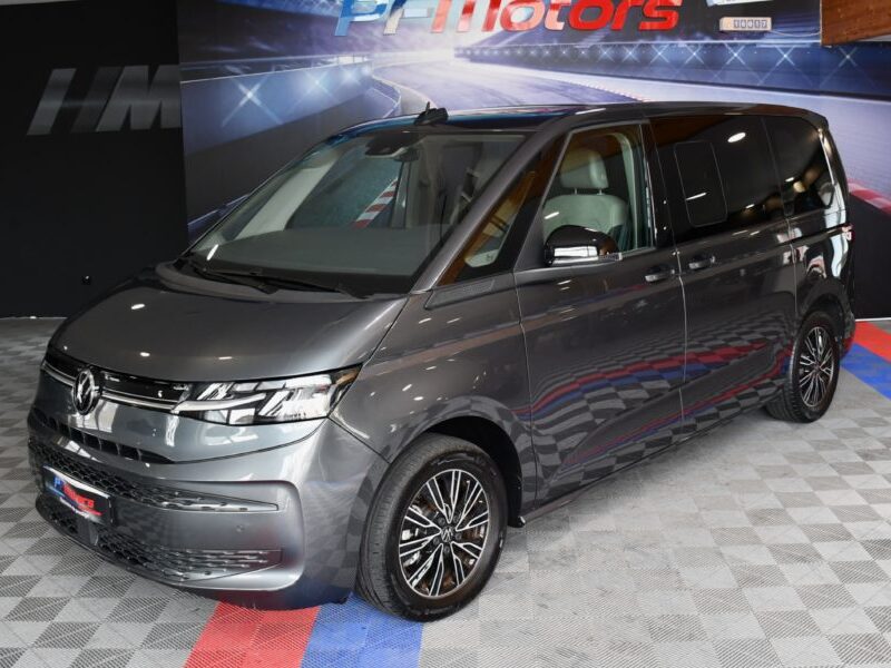 Volkswagen T7 Multivan 1.4 eHybrid 218 DSG Court Car Play Toit Pano Alcantara Front Lane Mode Fenêtre Latérales JA 17