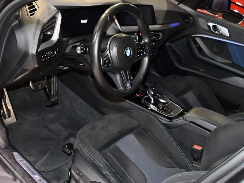 BMW 118iA M-Sport 1.5 140 BVA GPS Virtual BAQUET Car Play Caméra Alcantara Mode JA 18