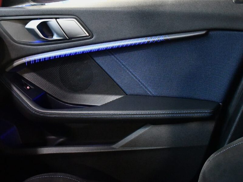 BMW 118iA M-Sport 1.5 140 BVA GPS Virtual BAQUET Car Play Caméra Alcantara Mode JA 18