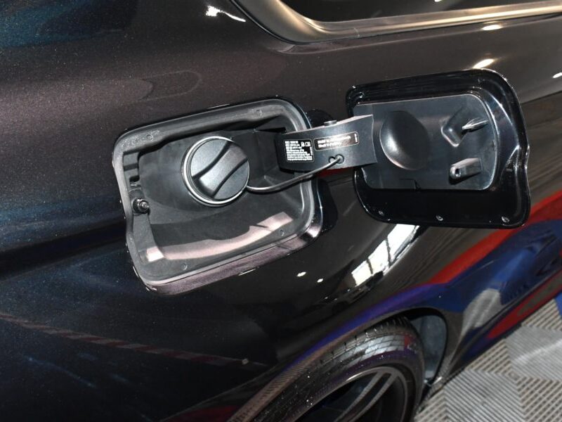 BMW M4 Coupé 3.0 431 DKG GPS Harman Kardon LED Semi Cuir électrique Mode Sport + Toit Carbone JA 19