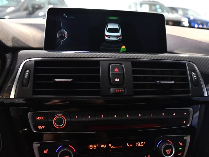 BMW M4 Coupé 3.0 431 DKG GPS Harman Kardon LED Semi Cuir électrique Mode Sport + Toit Carbone JA 19