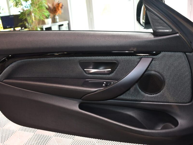 BMW M4 Coupé 3.0 431 DKG GPS Harman Kardon LED Semi Cuir électrique Mode Sport + Toit Carbone JA 19