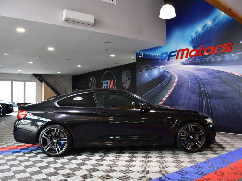 BMW M4 Coupé 3.0 431 DKG GPS Harman Kardon LED Semi Cuir électrique Mode Sport + Toit Carbone JA 19