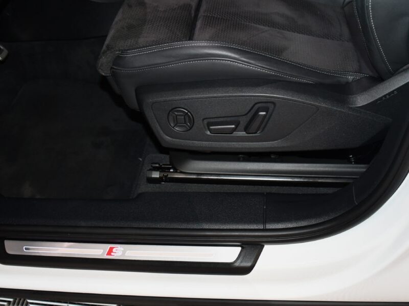 Audi Q3 Sportback S-Line 35 TDI 150 S-Tronic GPS Virtual Hayon Pré Sense Car Play Caméra Lane Efficience JA 19