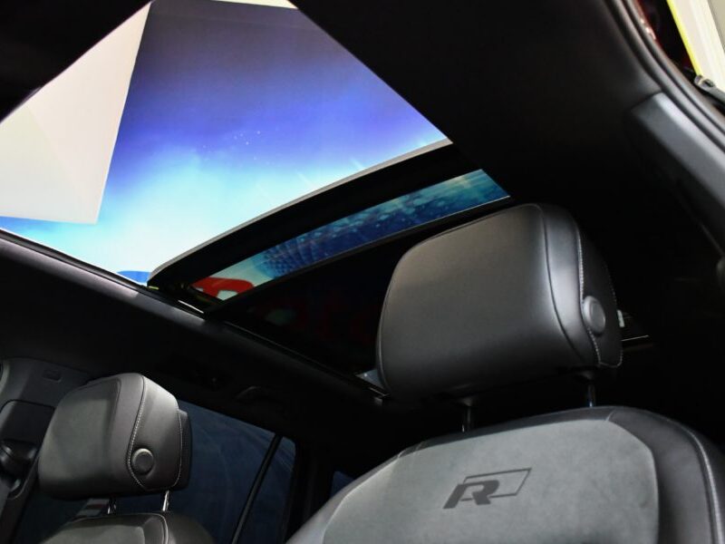 Volkswagen Tiguan R-Line 2.0 TDI 190 DSG 4Motion GPS Virtual Dynaudio ACC DCC Caméra Vebasto To Car Play JA 20 Covering Jaune Fluo