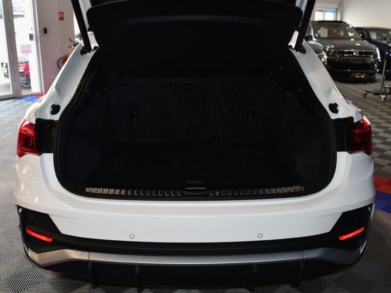 Audi Q3 Sportback S-Line 35 TDI 150 S-Tronic GPS Virtual Hayon Pré Sense Car Play Caméra Lane Efficience JA 19