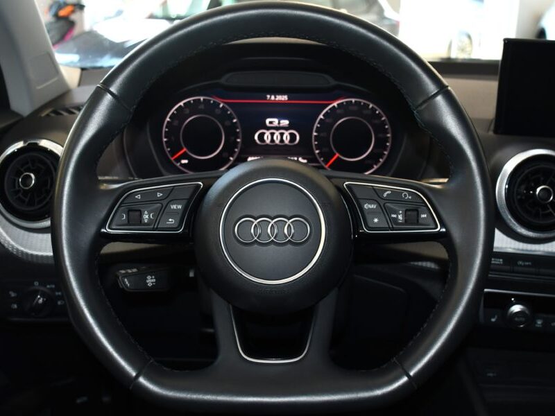 Audi Q2 S-Line Design Luxe 35 TFSI 150 S-Tronic GPS Virtual Cuir Hayon Pré Sense Induction Caméra JA 17