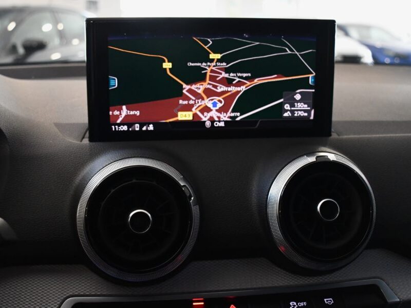 Audi Q2 S-Line Design Luxe 35 TFSI 150 S-Tronic GPS Virtual Cuir Hayon Pré Sense Induction Caméra JA 17