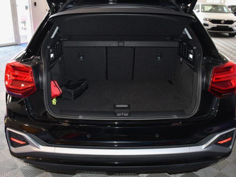 Audi Q2 S-Line Design Luxe 35 TFSI 150 S-Tronic GPS Virtual Cuir Hayon Pré Sense Induction Caméra JA 17