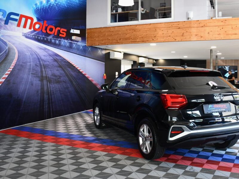 Audi Q2 S-Line Design Luxe 35 TFSI 150 S-Tronic GPS Virtual Cuir Hayon Pré Sense Induction Caméra JA 17