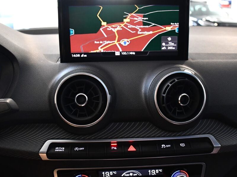 Audi Q2 S-Line 35 TDI 150 S-Tronic GPS Virtual TO Hayon ACC Caméra Pré Sense Lane JA 18