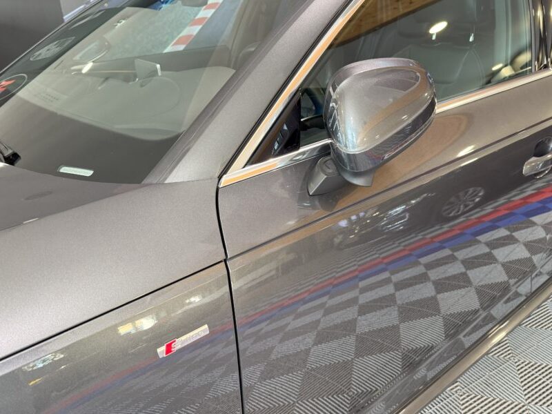 Audi A4 Avant S-Line 40 TDI 190 GPS BVA Virtual TO Caméra Attelage Cuir Alcantara pré sense regulateur Clim tri LED Hayon Car Play JA 19