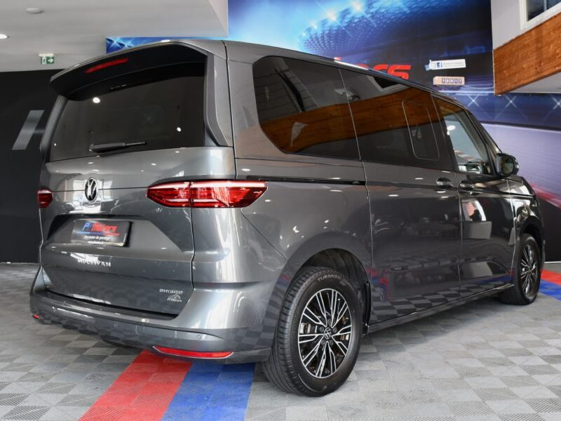 Volkswagen T7 Multivan 1.4 eHybrid 218 DSG Court Car Play Toit Pano Alcantara Front Lane Mode Fenêtre Latérales JA 17