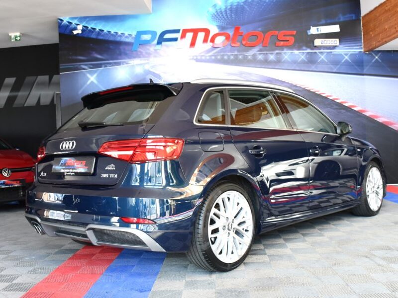 Audi A3 Sportback S-Line Ambition Luxe 35 TDI 150 S-Tronic GPS Virtual Attelage Car Play Pré Sense ACC Induction JA 18