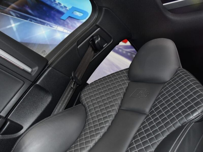 Audi A3 Berline S-Line 40 TDI 184 Quattro S-Tronic GPS Virtual Cuir Baquet Keyless TO Bang Olufsen Magnétic Ride JA 19