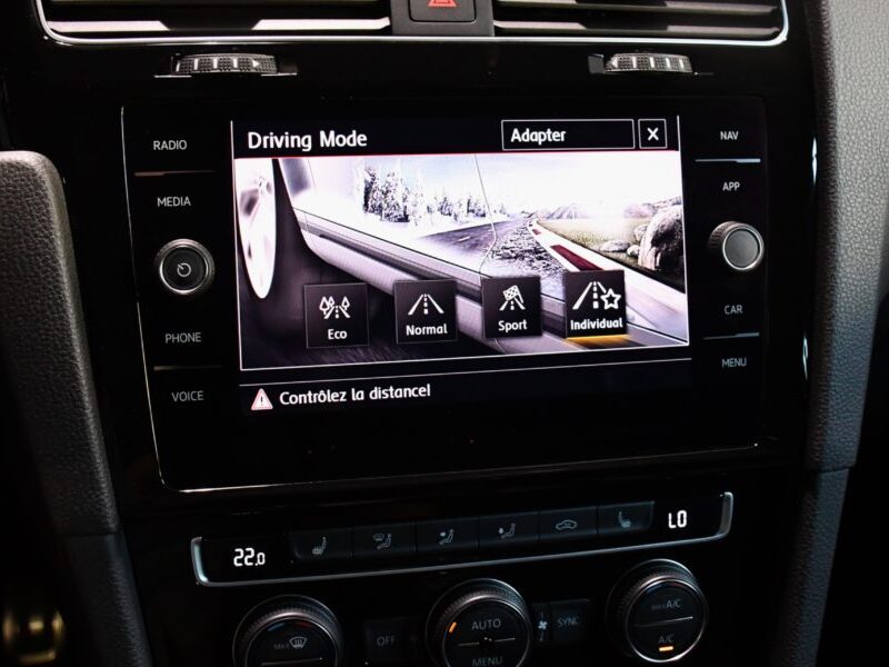 Volkswagen Golf 7 GTI Performance 2.0 TSI 245 BVM6 GPS Virtual Mode ACC Honeycomb Front Parc Assist Induction JA 18