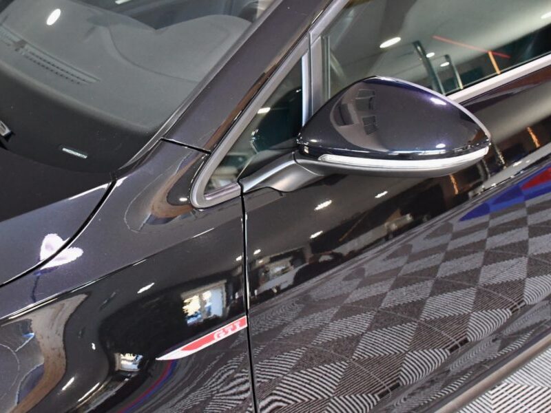 Volkswagen Golf 7 GTI Performance 2.0 TSI 245 BVM6 GPS Virtual Mode ACC Honeycomb Front Parc Assist Induction JA 18