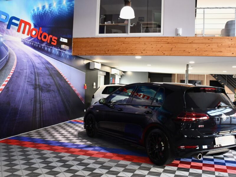 Volkswagen Golf 7 GTI Performance 2.0 TSI 245 BVM6 GPS Virtual Mode ACC Honeycomb Front Parc Assist Induction JA 18