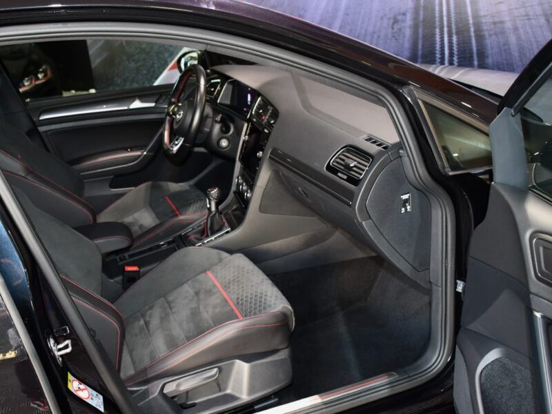 Volkswagen Golf 7 GTI Performance 2.0 TSI 245 BVM6 GPS Virtual Mode ACC Honeycomb Front Parc Assist Induction JA 18