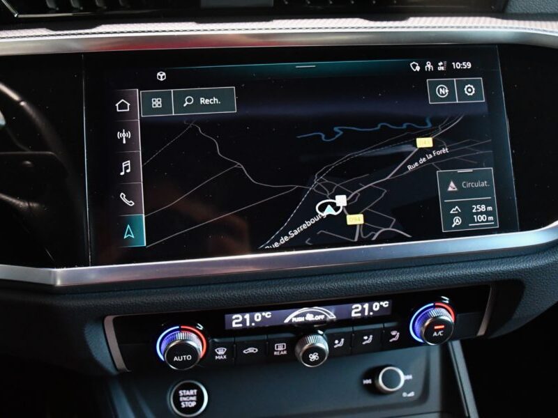 Audi Q3 Sportback S-Line 35 TDI 150 S-Tronic GPS Virtual Caméra Car Play Pré Sense Hayon Efficience JA 19
