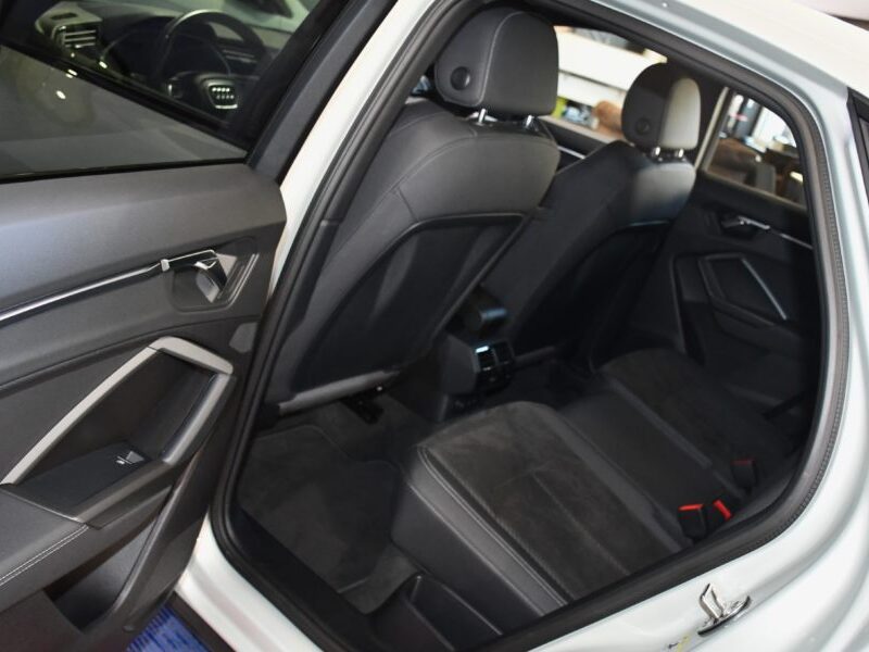 Audi Q3 Sportback S-Line 35 TDI 150 S-Tronic GPS Virtual Caméra Car Play Pré Sense Hayon Efficience JA 19