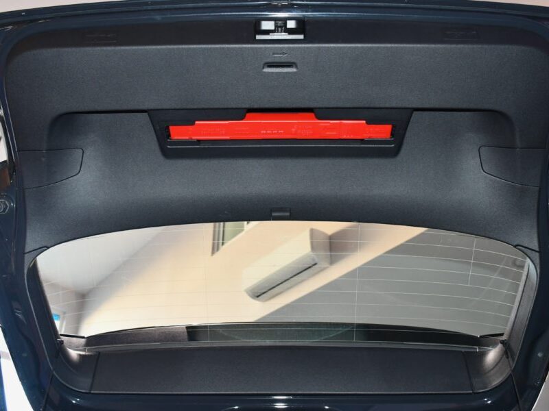 Volkswagen Golf 8 Style 1.5 TSI 150 BVM6 GPS Virtual ACC Alcantara Ergo Lane Front Attelage JA 17