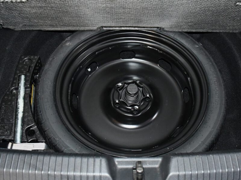 Volkswagen Golf 8 Style 1.5 TSI 150 BVM6 GPS Virtual ACC Alcantara Ergo Lane Front Attelage JA 17