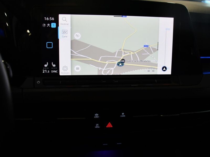 Volkswagen Golf 8 Style 1.5 TSI 150 BVM6 GPS Virtual ACC Alcantara Ergo Lane Front Attelage JA 17