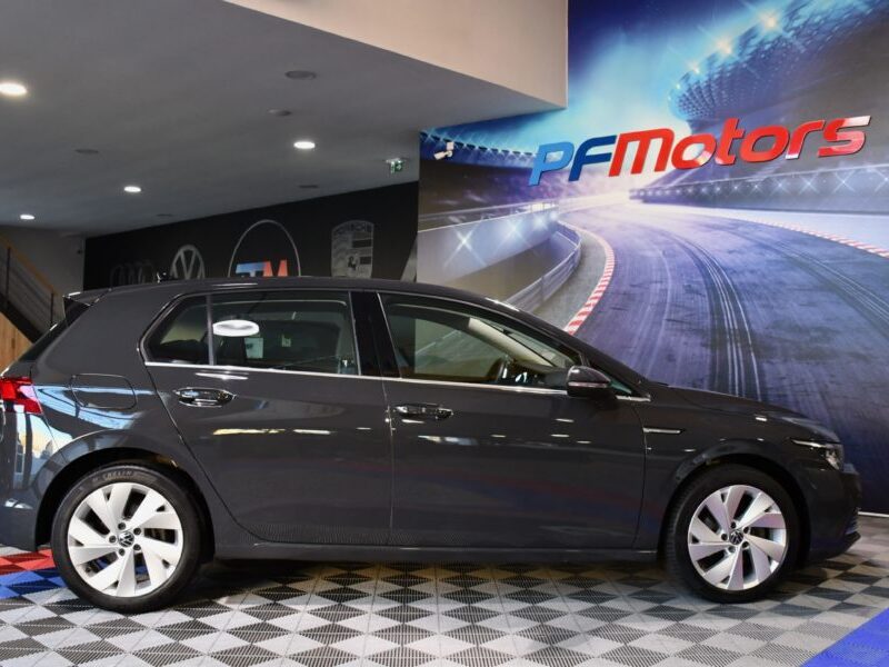 Volkswagen Golf 8 Style 1.5 TSI 150 BVM6 GPS Virtual ACC Alcantara Ergo Lane Front Attelage JA 17