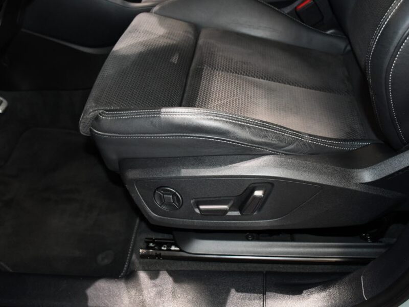 Audi Q3 Sportback S-Line 35 TDI 150 S-Tronic GPS Virtual Caméra Car Play Pré Sense Hayon Efficience JA 19