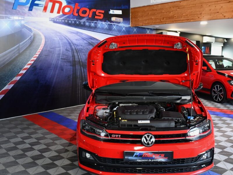 Volkswagen Polo GTI 2.0 TSI 200 DSG Car Play Virtual ACC Mode Front Angle Mort Beats JA 18
