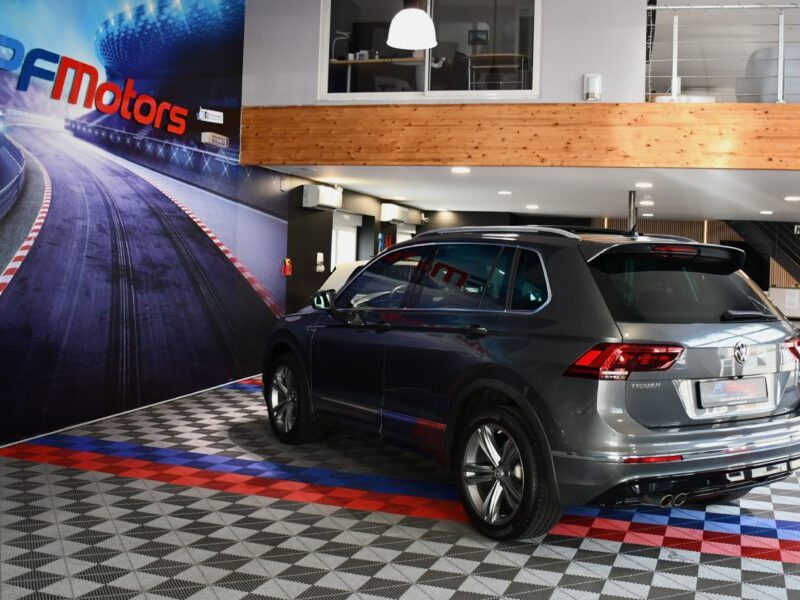 Volkswagen Tiguan R-Line 2.0 TDI 190 DSG 4Motion GPS Pro Caméra 360 Attelage Hayon Vebasto Front Mode JA 19