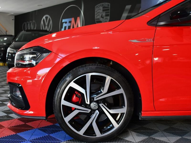 Volkswagen Polo GTI 2.0 TSI 200 DSG Car Play Virtual ACC Mode Front Angle Mort Beats JA 18