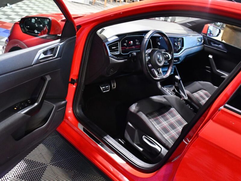 Volkswagen Polo GTI 2.0 TSI 200 DSG GPS Virtual TO ACC Car Play Parc Assist Front Mode JA 18