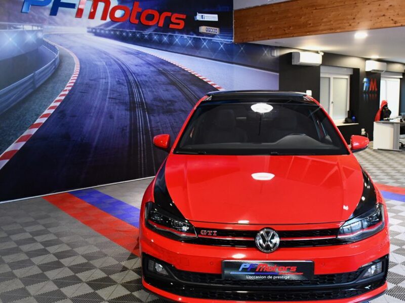 Volkswagen Polo GTI 2.0 TSI 200 DSG GPS Virtual TO ACC Car Play Parc Assist Front Mode JA 18