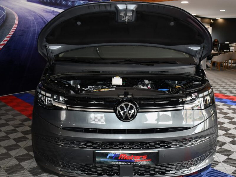 Volkswagen T7 Multivan 1.4 eHybrid 218 DSG Court Car Play Toit Pano Alcantara Front Lane Mode Fenêtre Latérales JA 17
