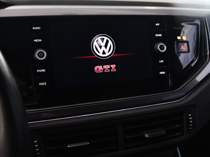 Volkswagen Polo GTI 2.0 TSI 200 DSG Car Play Virtual ACC Mode Front Angle Mort Beats JA 18