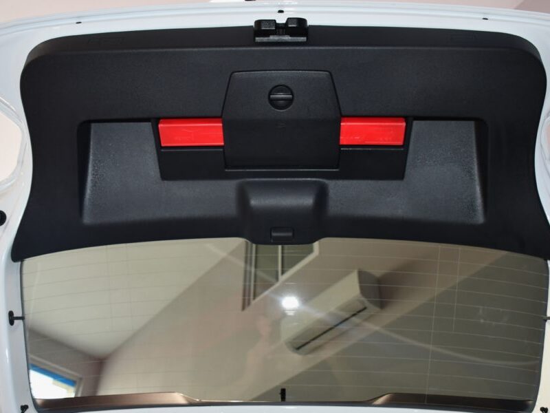 Volkswagen Polo R-Line 1.0 TSI 95 BVM5 Car Play Bluetooth Caméra ACC Front JA 17