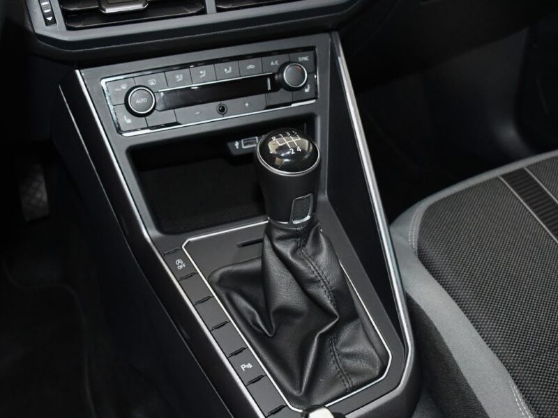 Volkswagen Polo R-Line 1.0 TSI 95 BVM5 Car Play Bluetooth Caméra ACC Front JA 17