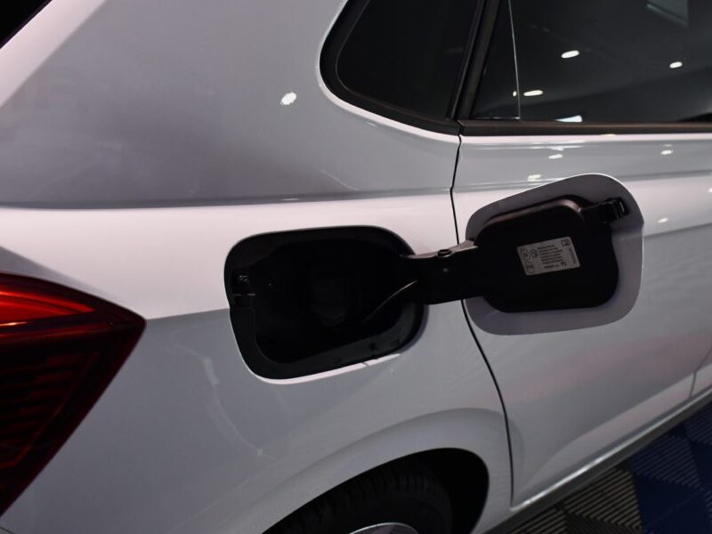 Volkswagen Polo R-Line 1.0 TSI 95 BVM5 Car Play Bluetooth Caméra ACC Front JA 17