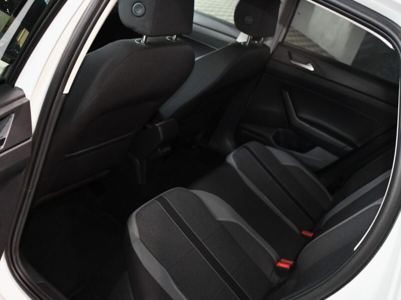 Volkswagen Polo R-Line 1.0 TSI 95 BVM5 Car Play Bluetooth Caméra ACC Front JA 17