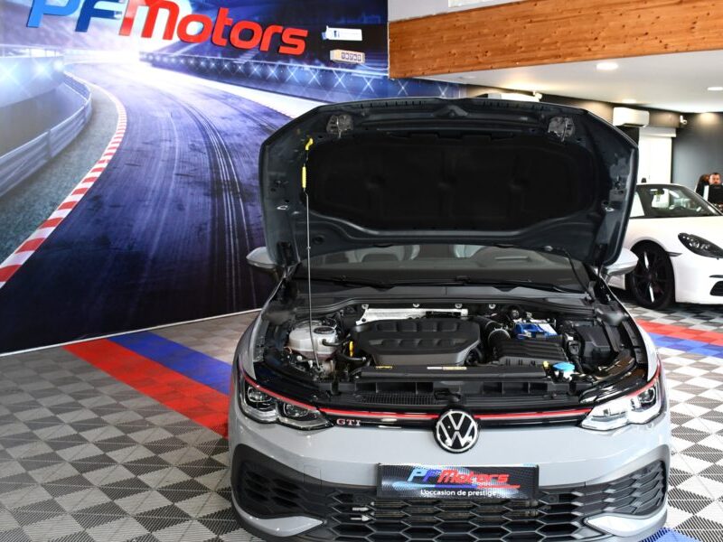 Volkswagen Golf 8 GTI Clubsport 2.0 TSI 300 DSG GPS Virtual Front Harman Cuir TO IQ Light Mode Spécial Tête Haute JA 19 R