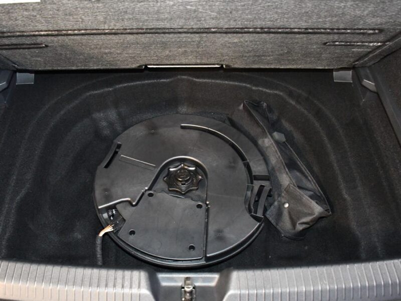 Volkswagen Golf 8 GTI Clubsport 2.0 TSI 300 DSG GPS Virtual Front Harman Cuir TO IQ Light Mode Spécial Tête Haute JA 19 R