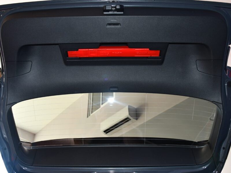 Volkswagen Golf 8 GTI 2.0 TSI 245 DSG GPS TO Affichage Tête Haute ACC Volant Chauffant IQ Light Caméra Car Play JA 19 R