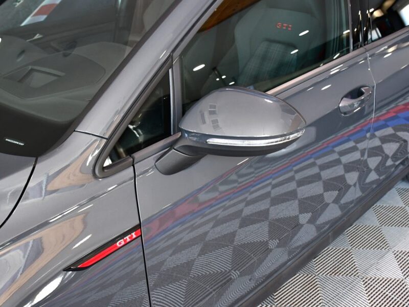 Volkswagen Golf 8 GTI 2.0 TSI 245 DSG GPS TO Affichage Tête Haute ACC Volant Chauffant IQ Light Caméra Car Play JA 19 R